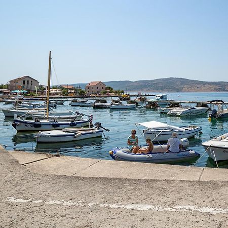Green Point Paklenica Starigrad Paklenica Exterior foto