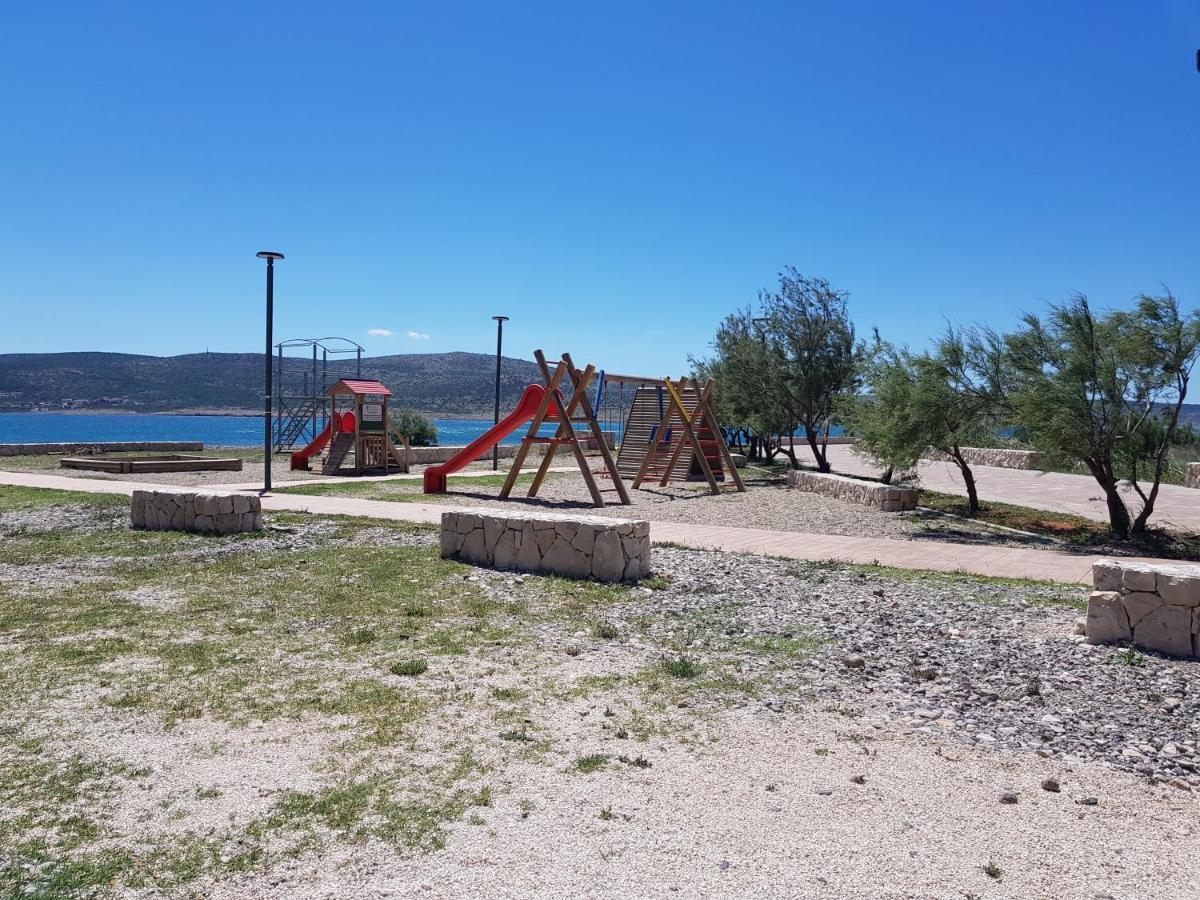 Green Point Paklenica Starigrad Paklenica Exterior foto