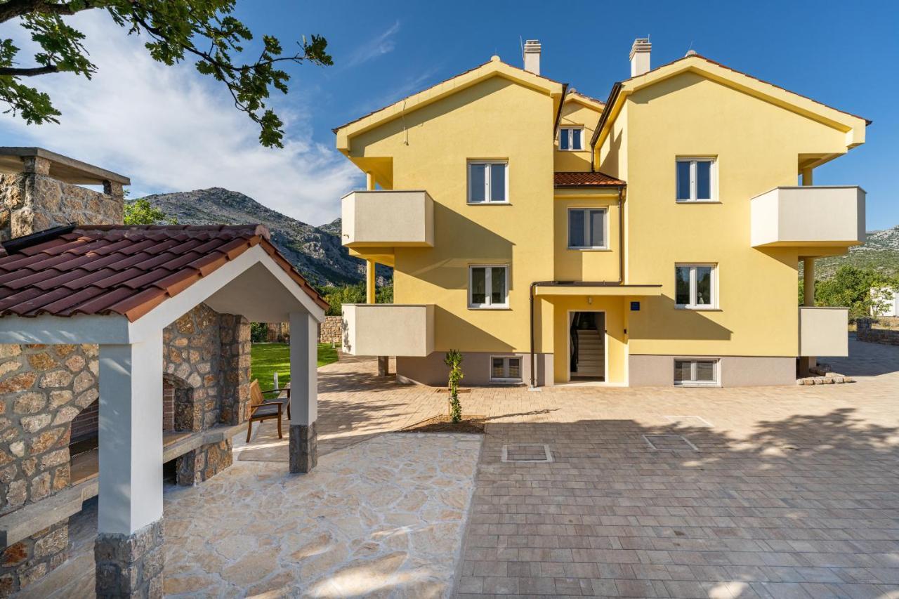 Green Point Paklenica Starigrad Paklenica Exterior foto