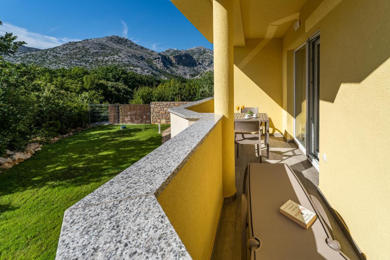 Green Point Paklenica Starigrad Paklenica Exterior foto